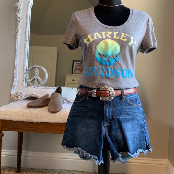 Kensie Jean Shorts Raw Hem Size 4 - Picture 2 of 8